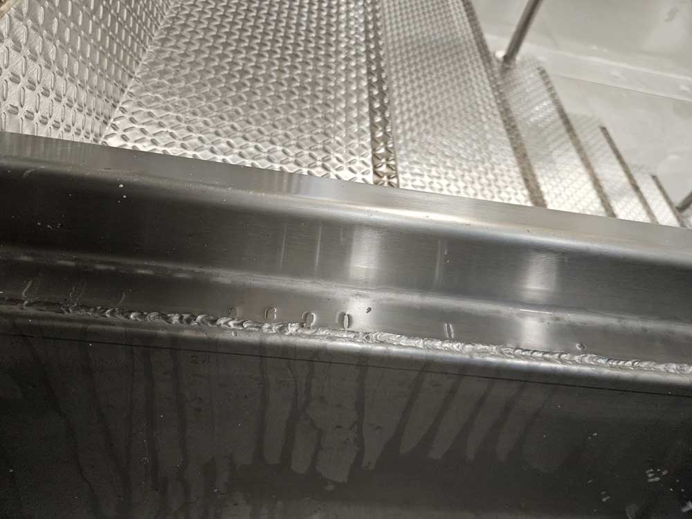 Dibelius-Wohnstift-Schwimmbad-Detail-nach-Reinigung