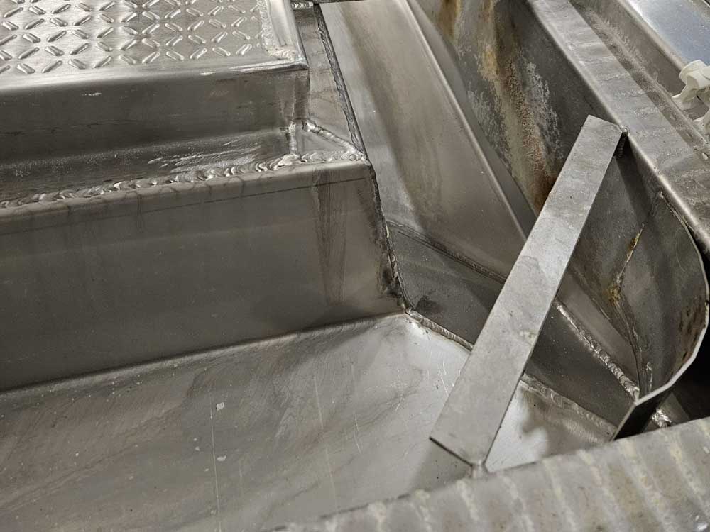 Dibelius-Wohnstift-Schwimmbad-Detail-vor-Reinigung-1